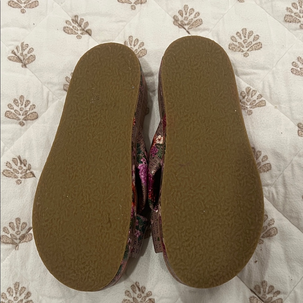 Johnny Was Floral Mules in Purple and Brown - Picture 4 of 7